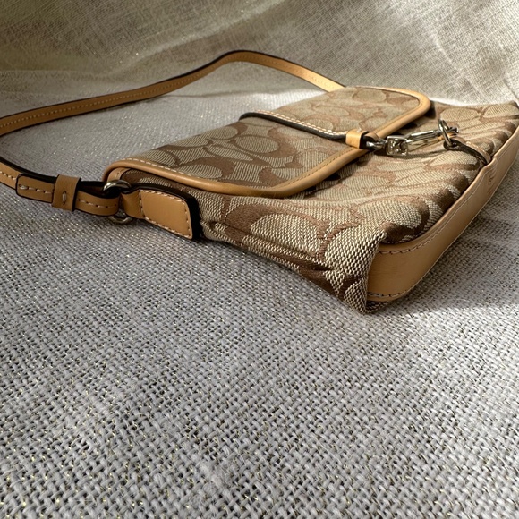 Coach Y2K Signature Demi Clip Shoulder Bag (A3U-6348) - Picture 5 of 16